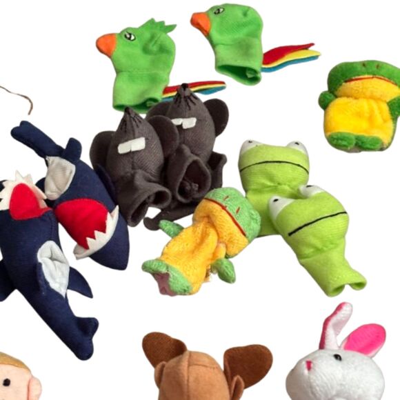 Lot 52 Classroom 3"H Finger Puppets Zoo, Farm, Birds, Retiles, People, Safari - Picture 5 of 10